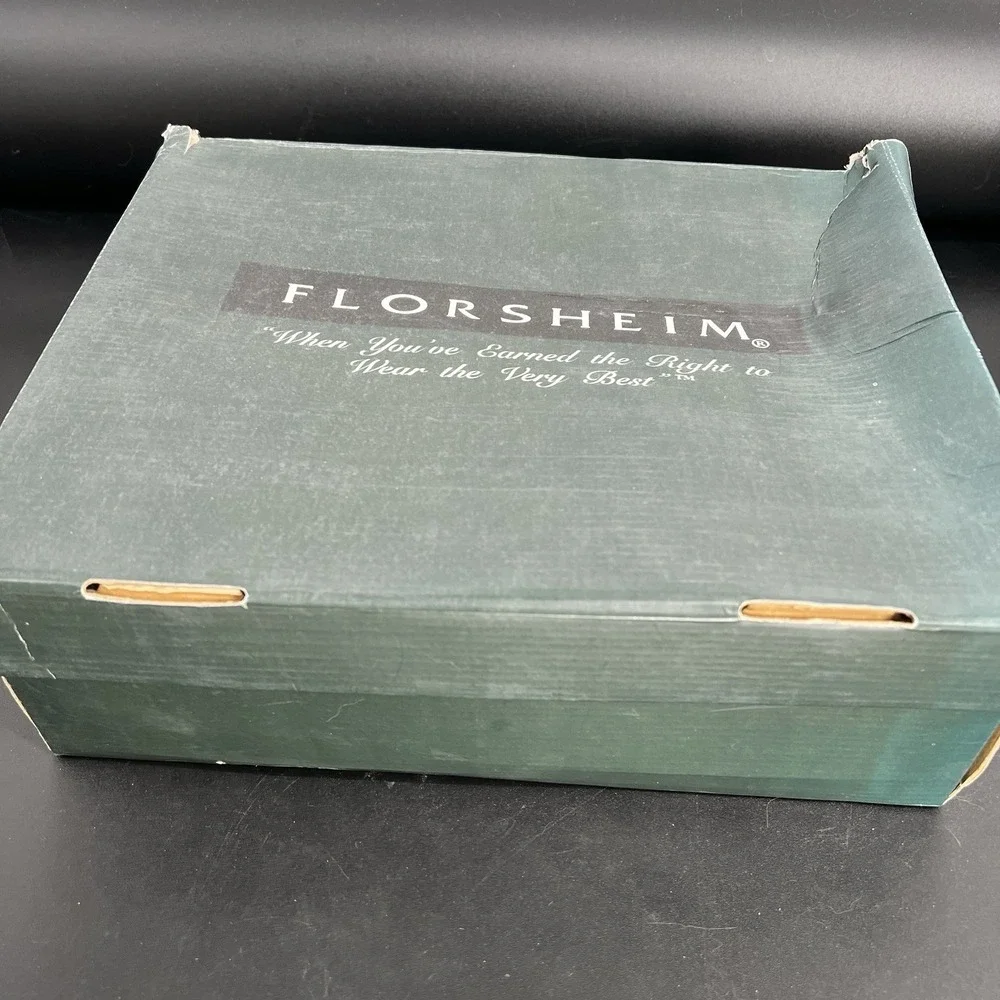 New w/ Box Men's Florsheim 9